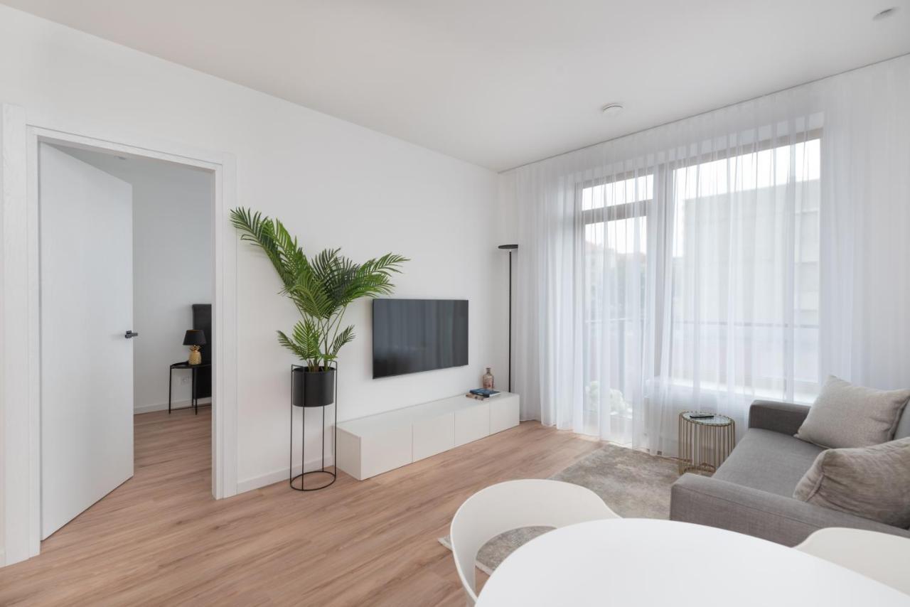 Brand New And Modern 1Bdr Apartment Vilnius Bagian luar foto